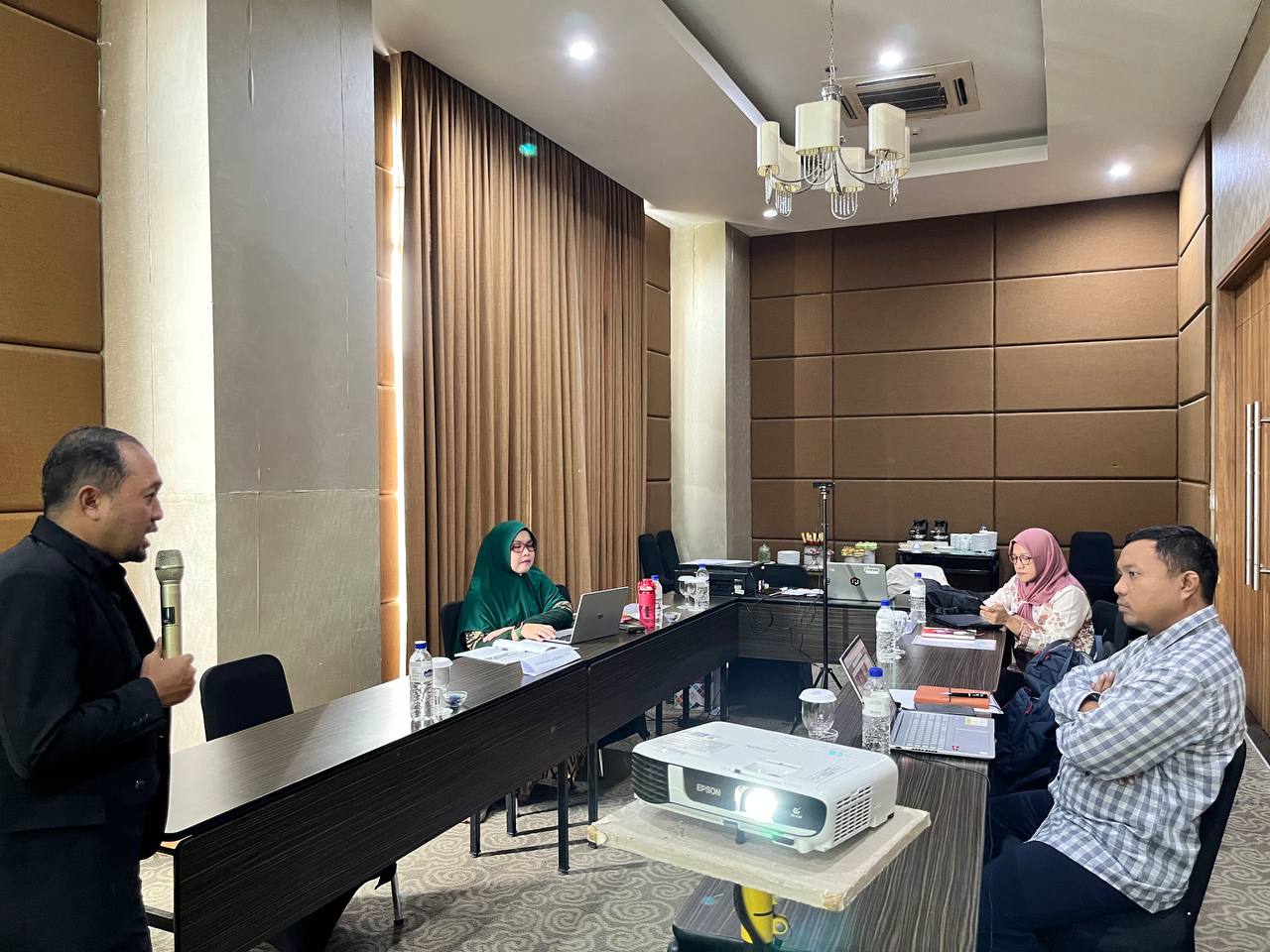 “Tidak Cukup Punya Potensi, Desa Wisata Harus Memiliki Kompetensi: Pemanfaatan Skema Sertifikasi dalam Perencanaan, Pengelolaan, Pengembangan, dan Layanan Wisatawan”